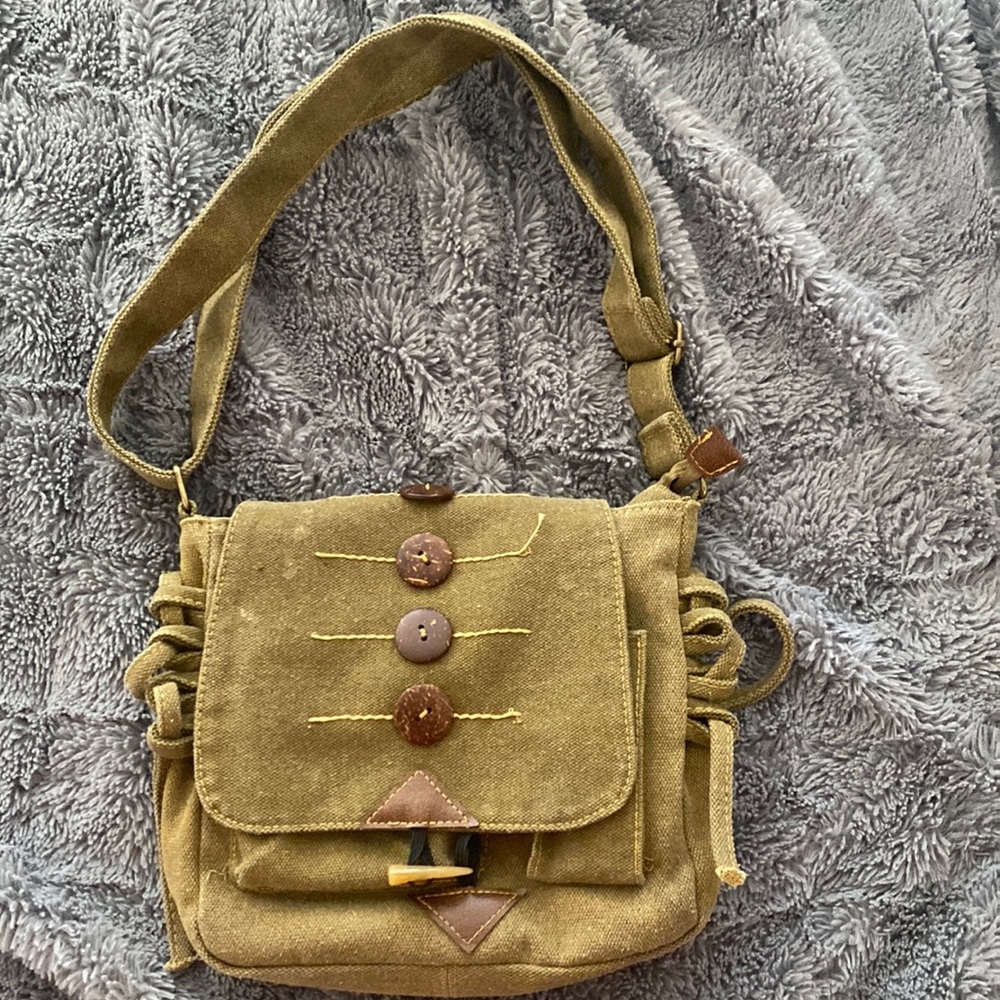 Earthbound Green Bag with Button and Toggle